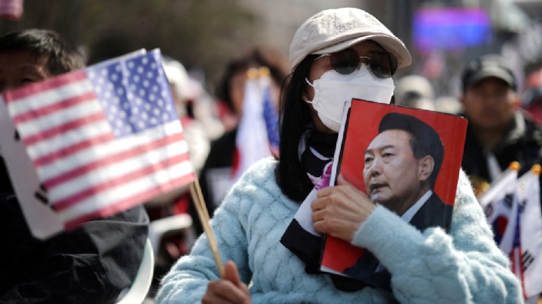 Güney Kore'yi ikiye bölen kriz, muhalefet partisini bıktırdı