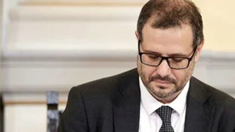 ‘KKTC’ tanımını kullanan bakan yardımcısının istifasını istediler