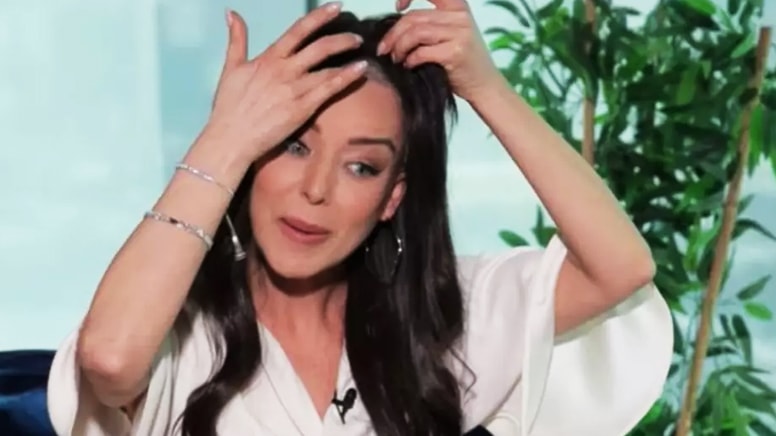 Rahim ve meme kanserini atlatan Nursel Ergin peruğunu çıkarıp yaşadıklarını anlattı