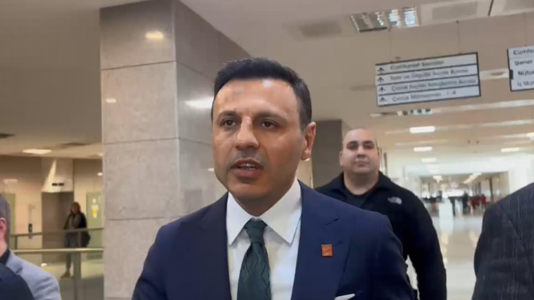 Özgür Çelik'ten boykot açıklaması