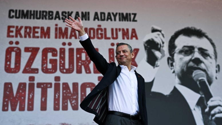 Son Dakika... CHP'nin miting takvimi belli oldu! Özgür Özel, İstanbul mitinginin tarihini açıkladı!