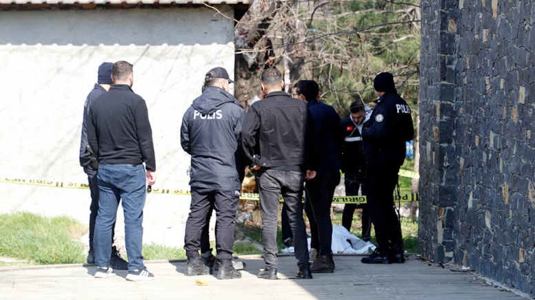 69 yaşındaki adam parkta ölü bulundu