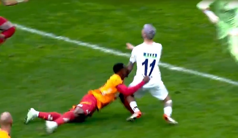 Kasımpaşa, 84'te VAR incelemesiyle penaltı kazandı