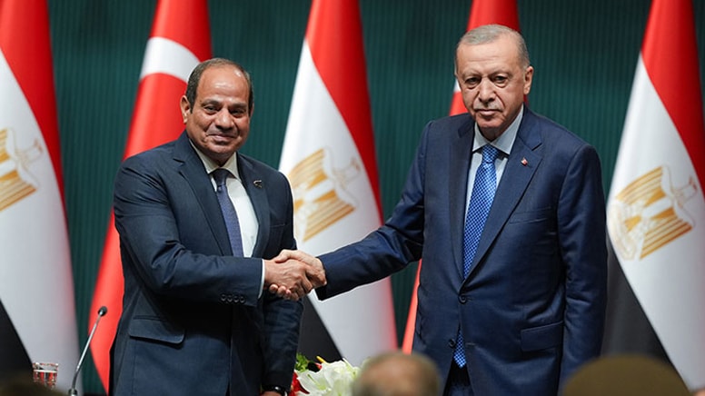 Erdoğan, Mısır Cumhurbaşkanı Sisi ile görüştü