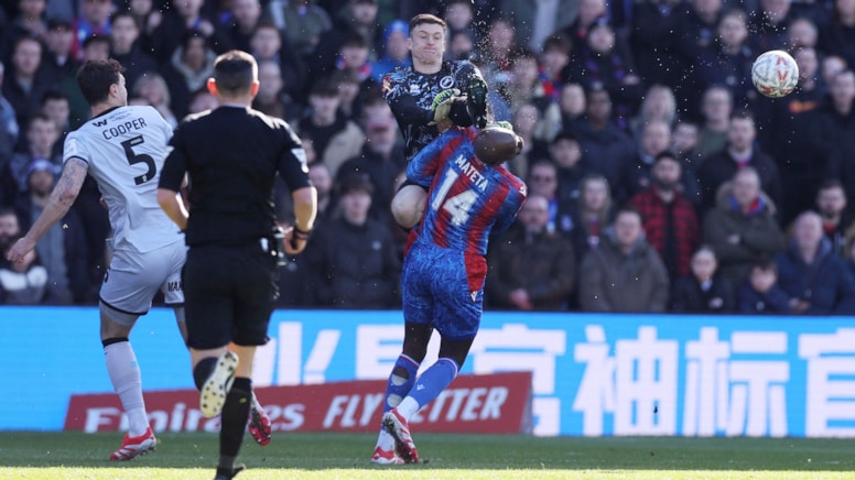 Mateta'nın sağlık durumu açıklandı! 25 dikiş...