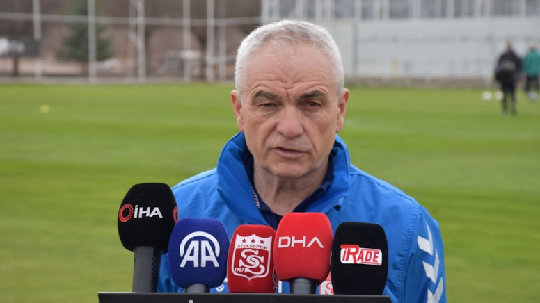 Rıza Çalımbay: Düşmeyi aklımızın ucundan bile geçirmiyoruz