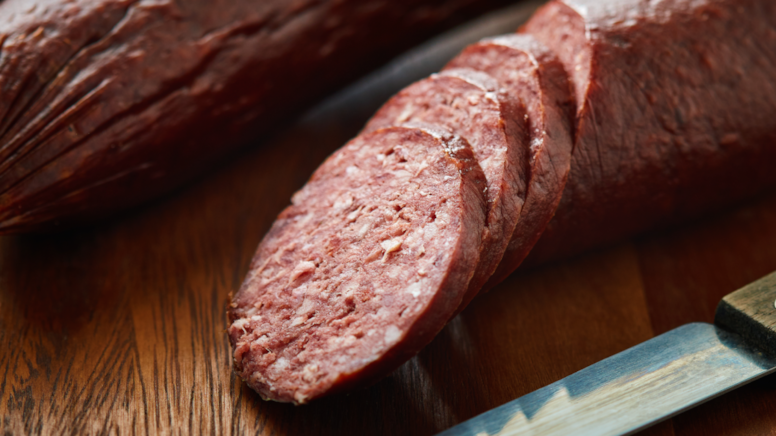 Ünlü sucuk markasına dev ceza