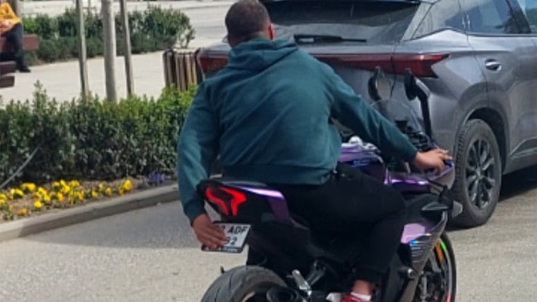 Polisten kaçan motosiklet sürücüsü yakayı ele verdi: Ehliyeti iptal edildi