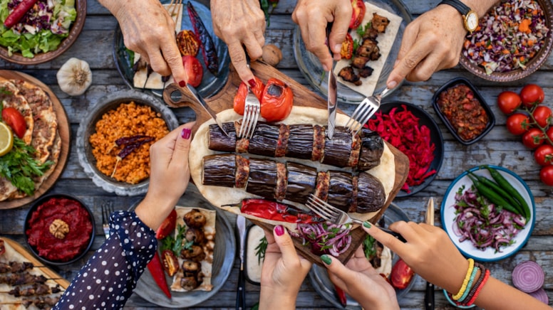 Uzmanı uyardı: Bayram sofrasında bu hataları yapmayın!
