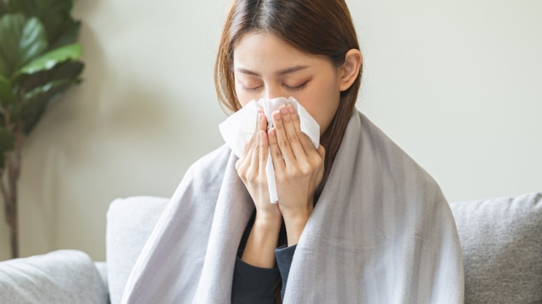 Prof. Dr. Alper Şener uyardı: Sıcaklık değişimi grip riskini artırıyor
