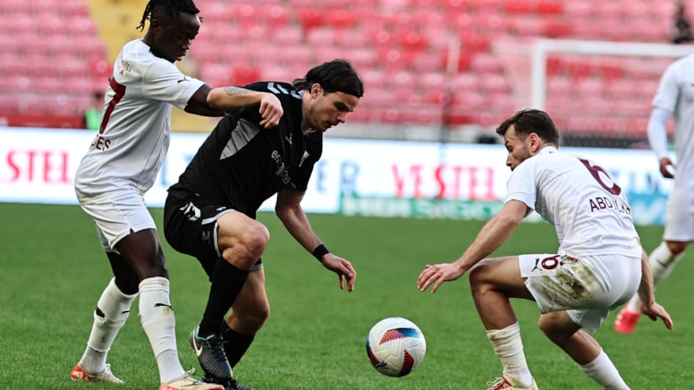 Sivasspor deplasmanda Hatayspor'a kaybetti ateş hattı karıştı