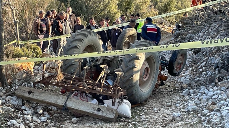 Burdur'da devrilen traktörün sürücüsü kurtarılamadı