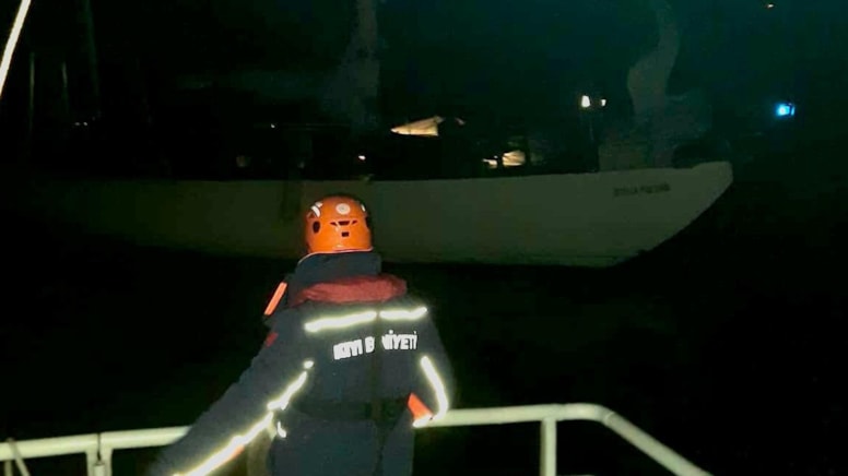 Sarıyer açıklarında arızalanan tekne kurtarıldı