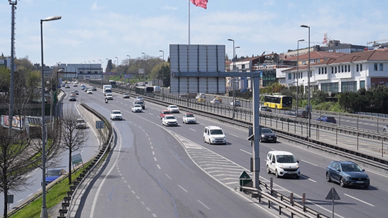 trafikjpg-VoRQuN_nt0eq6QwkcpjEdg.jpg