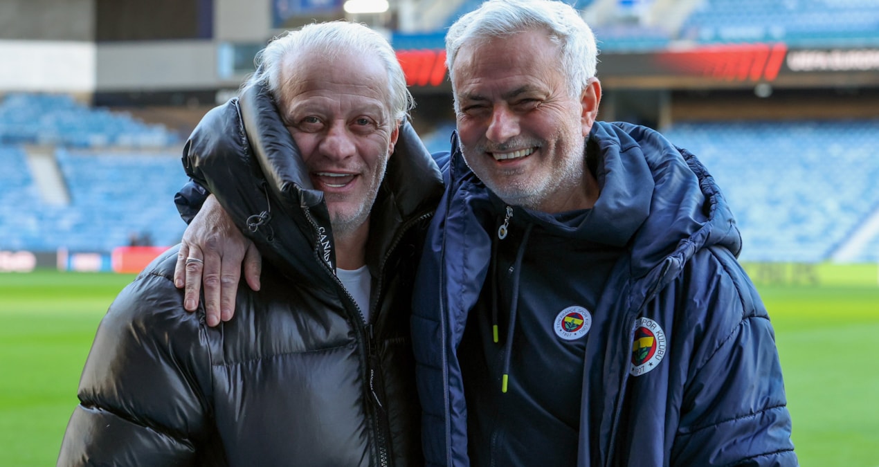 Tugay Kerimoğlu'nun Mourinho ile Çektirdiği Fotoğraf Fenerbahçe Taraftarlarını Çılgına Çevirdi!