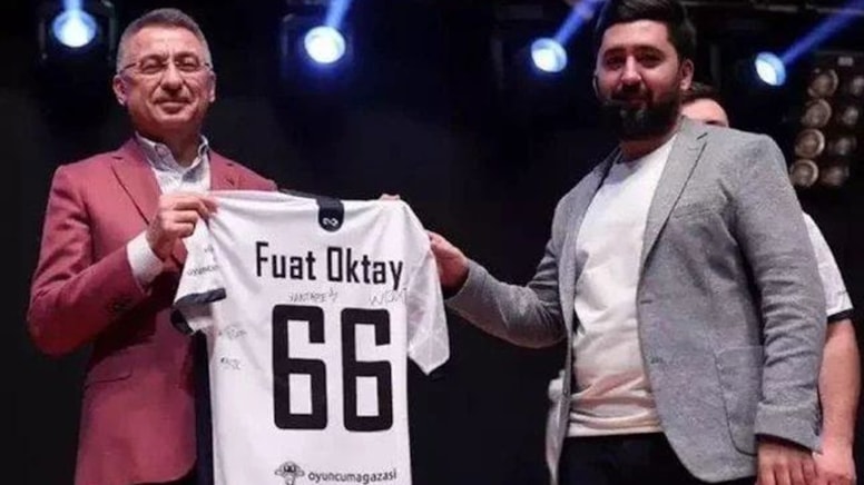 Sarayın eski 2 numarası kumar sitesinin konuğu