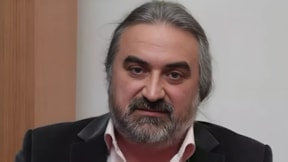 Usta sanatçı Volkan Konak hayatını kaybetti