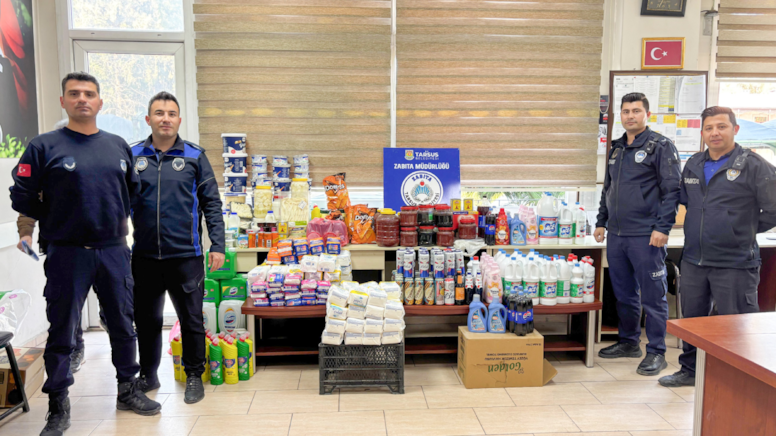 Tarsus zabıtası sahte ve bozulmuş ürün satanlara göz açtırmıyor