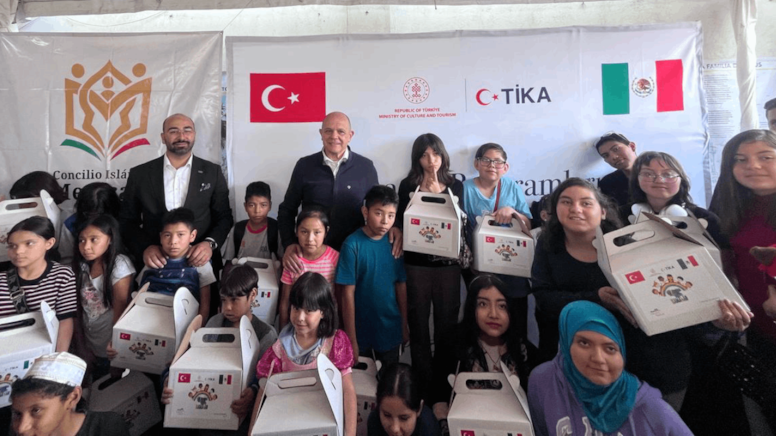 TİKA'dan Meksika'da ihtiyaç sahiplerine gıda kolisi yardımı