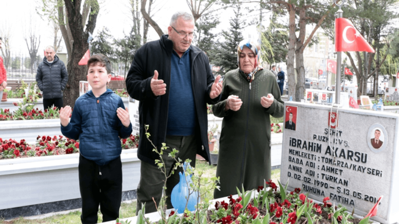 İç Anadolu'da Ramazan Bayramı arifesinde şehitlikler ziyaret edildi