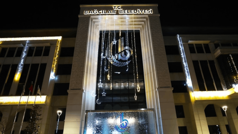 Bağcılar Belediyesi, ramazan ayı dolayısıyla hizmet binasını süsledi
