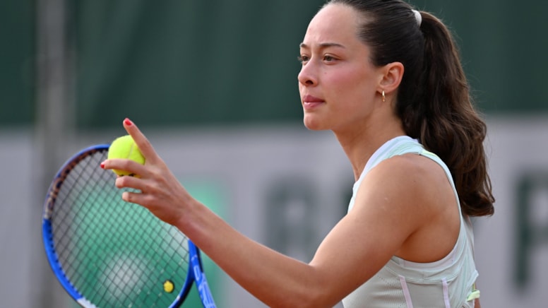 Zeynep Sönmez, sakatlığı nedeniyle Indian Wells turnuvasından çekildi