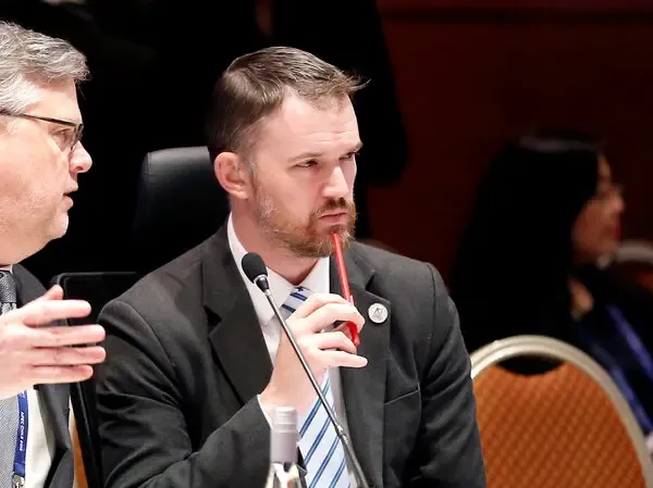 Trump'ın ticaret temsilcisi, Rusya'nın tarife muhafiyetini açıklamaya çalıştı