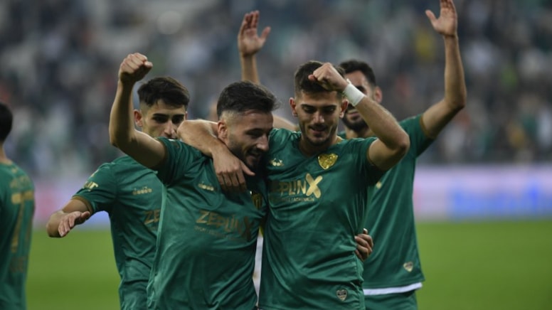 Bursaspor şampiyon oldu! Yeşil beyazlılar 2.Lig'de