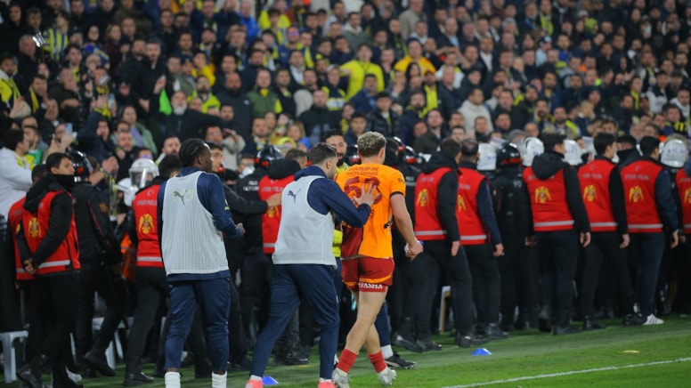 Yıldız ismin babasından sert yanıt: 'Tedavi görsün...'