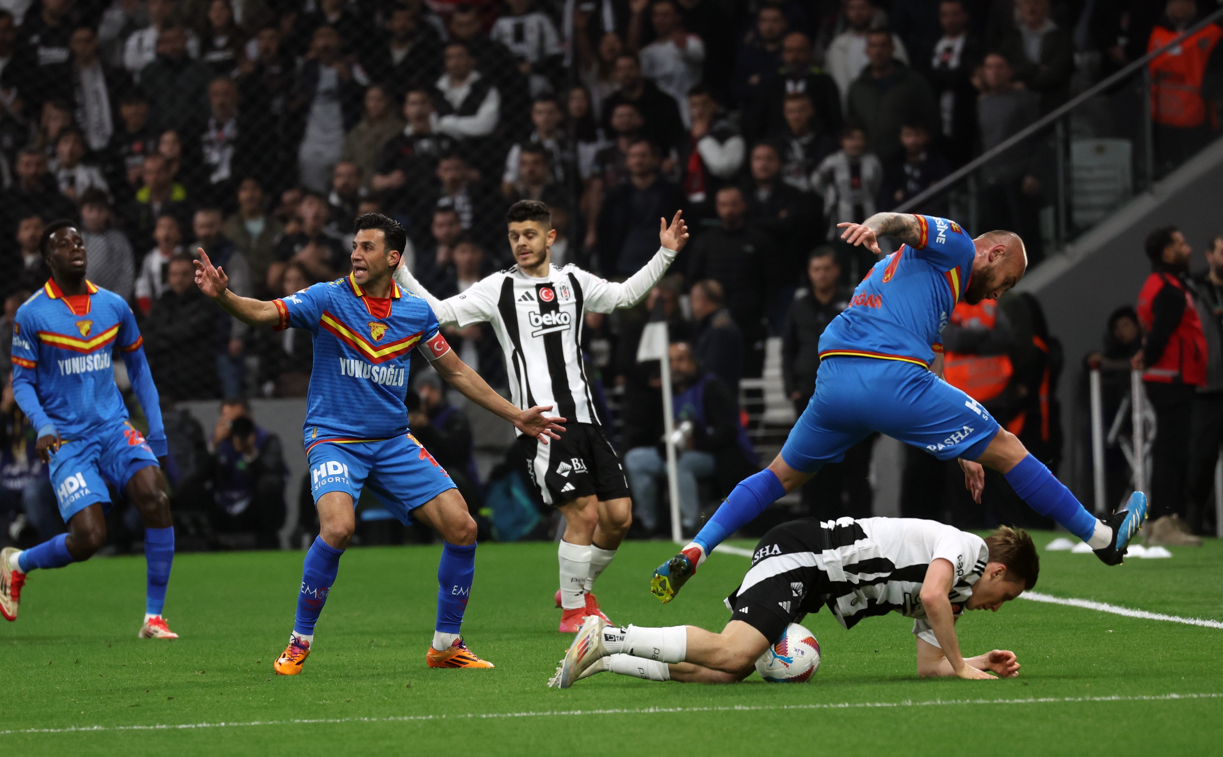 Göztepe, Beşiktaş'ı kupa dışına itti!