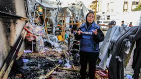 İsrail, gazetecilerin kaldığı çadıra saldırdı