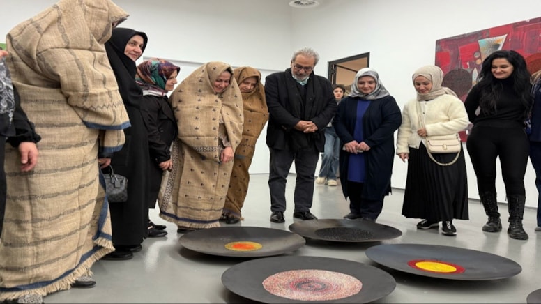 Gölgenin arkasından güneş gibi doğdular