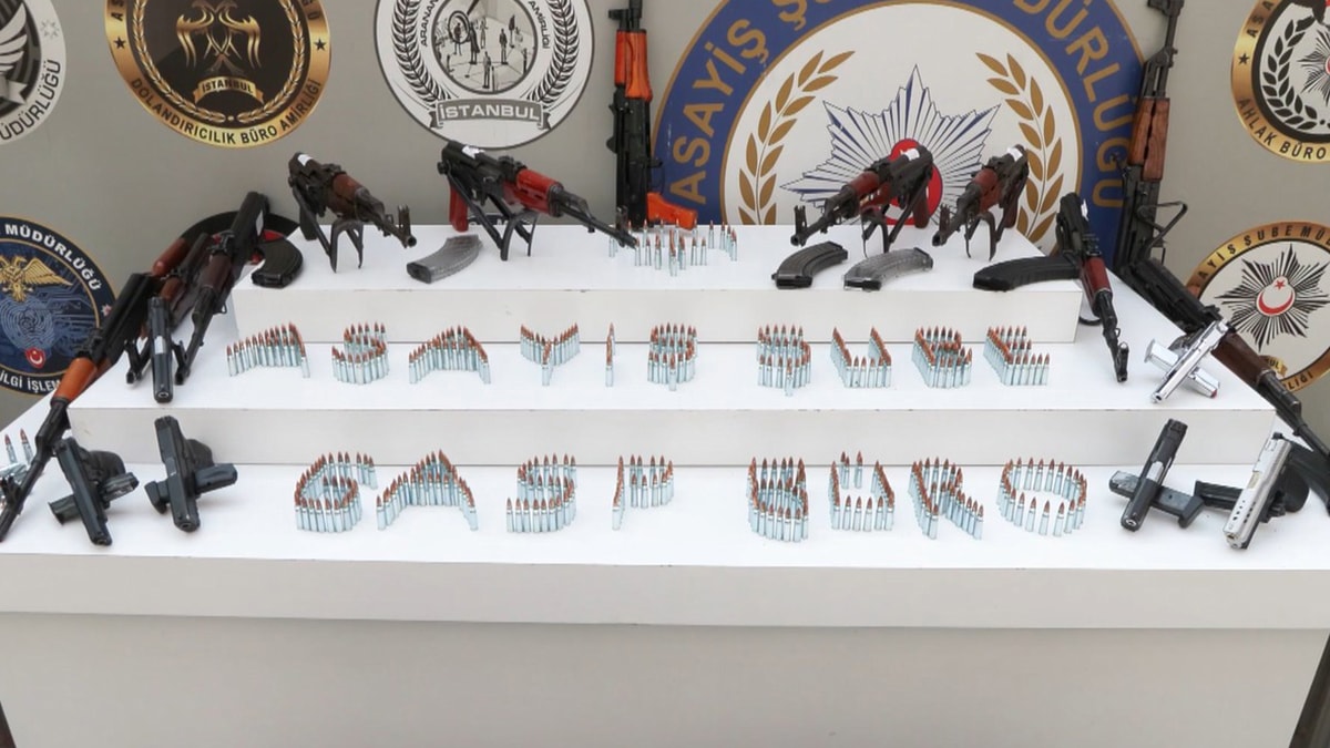 İstanbul’da haraç çetesine operasyon: Cephanelik ele geçirildi