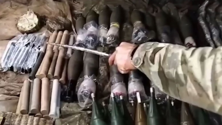 Pençe-Kilit bölgesinde silah ve malzeme ele geçirildi