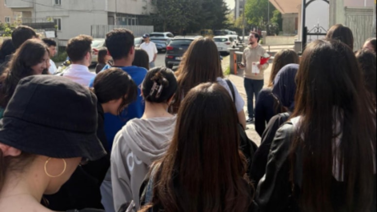 Pendik Fatih Anadolu Lisesi öğrencileri de dayanışma için toplandı