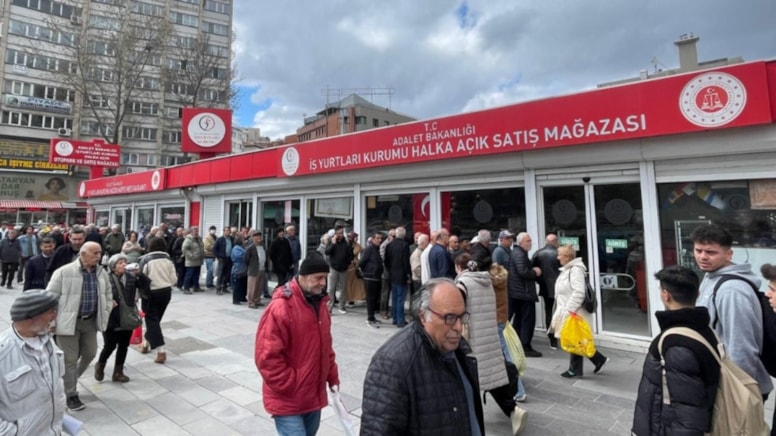 Bu da ucuz yumurta kuyruğu - Sözcü