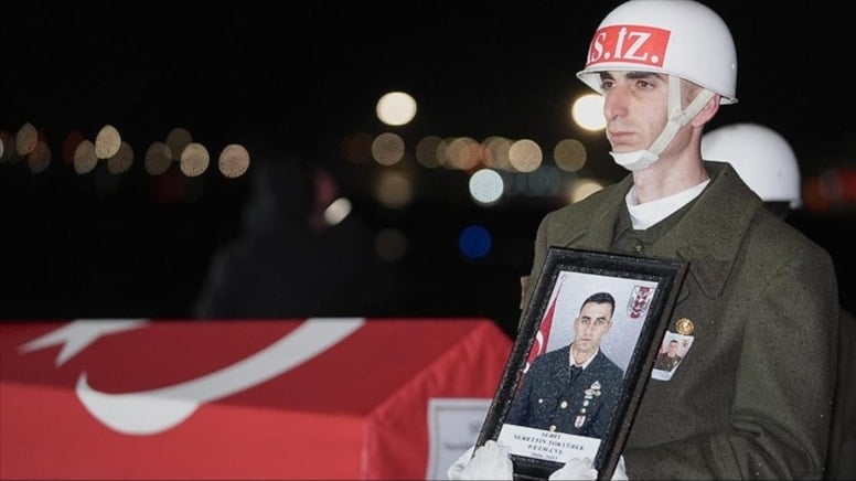 Naaşı 3 yıl sonra bulunan şehidin son isteği gözyaşlarıyla yerine getirildi