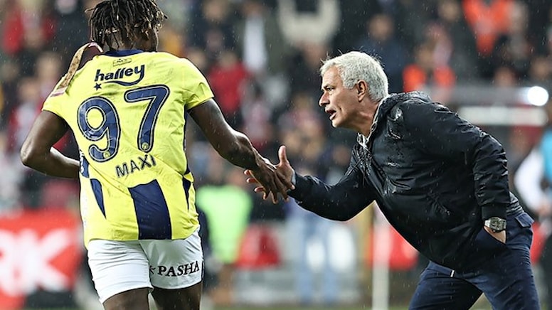Allan Saint-Maximin’den Mourinho açıklaması