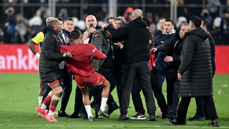 Fenerbahçe ve Galatasaray’ı bekleyen dev cezalar