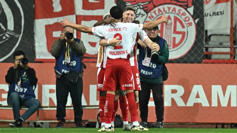 Antalyaspor sahasında seriye bağladı