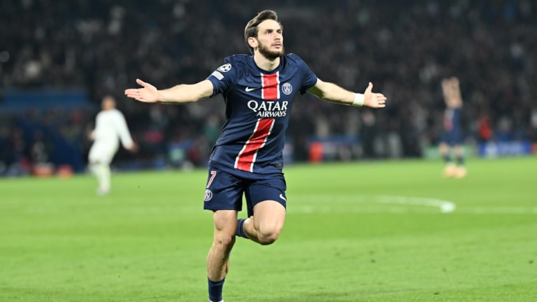 Devler Ligi'nde PSG avantajı kaptı