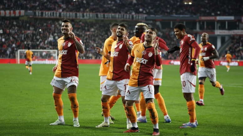 Galatasaray’dan kritik 3 puan