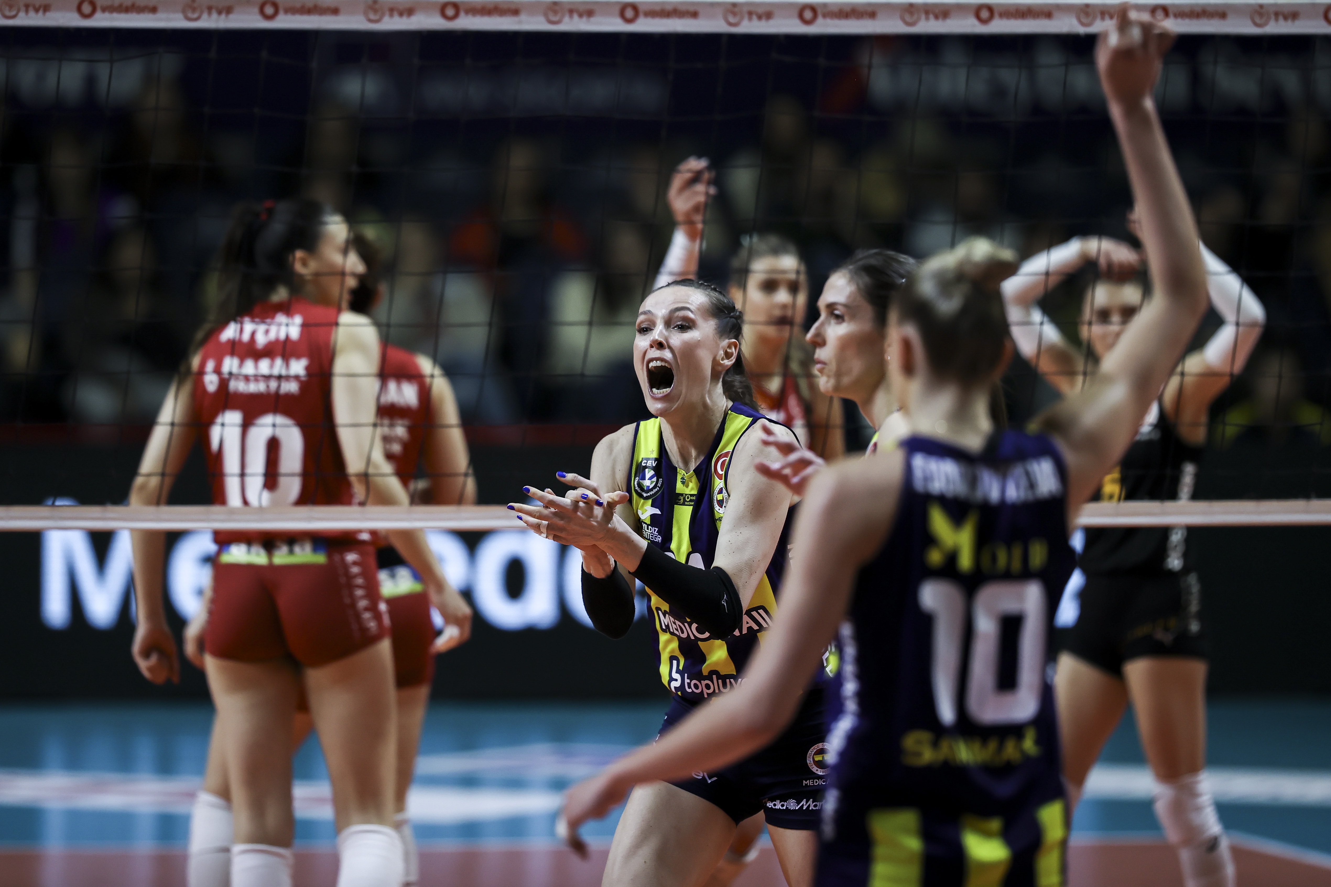 Kadınlar derbisinde zafer Fenerbahçe’nin