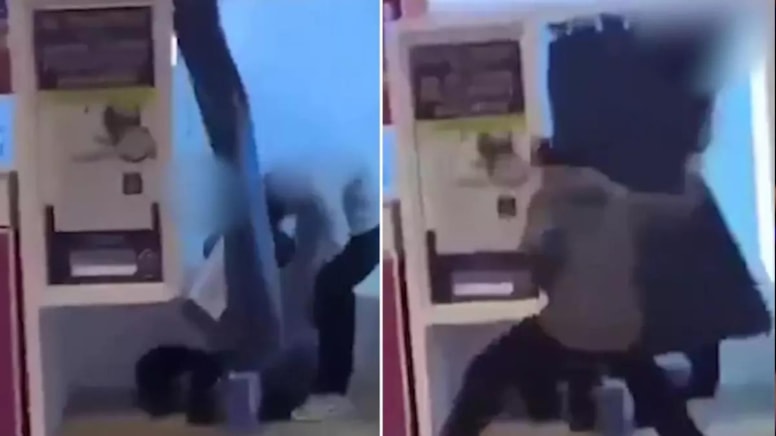 AVM'de skandal! Fotoğraf kabininde cinsel ilişkiye girdiler