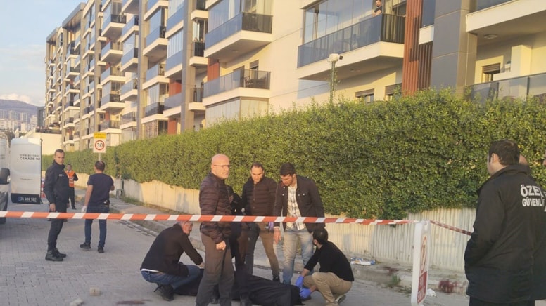 İzmir'de eski nişanlı dehşeti: 2 ölü, 1 ağır yaralı