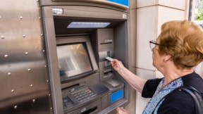 ATM'den para çeken emekli hayatının şokunu yaşadı