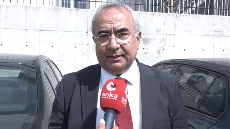 İmamoğlu'nun avukatı, Bakan Tekin'i belge göstererek yalanladı