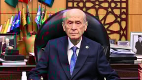 AKP içindeki kavganın işareti yandaş medyanın sayfalarına yansıdı