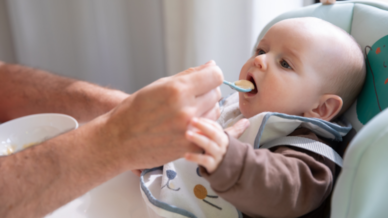 'Organlara hasarı' nedeniyle bebek maması markası acilen toplatılıyor