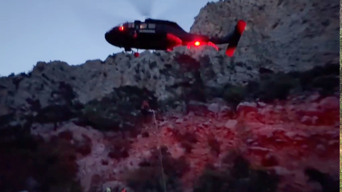 Araç yolu bulunamadı, helikopterle kurtarıldı